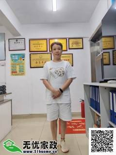 DƬ